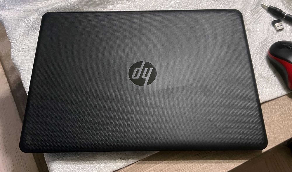 Laptop HP 14 Core i3-7100U 6GB SSD 128GB Windows 11 14 Inch