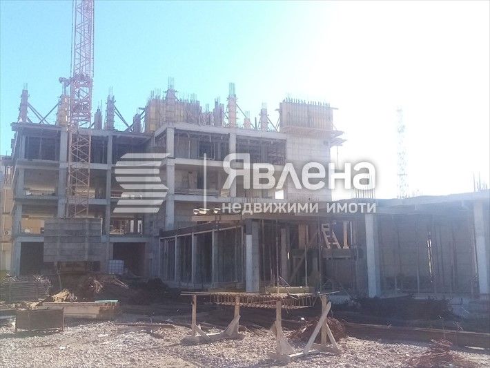 Продава се Тристаен апартамент в Поморие - 89 кв.м за 1247 €/кв.м - Снимка #4