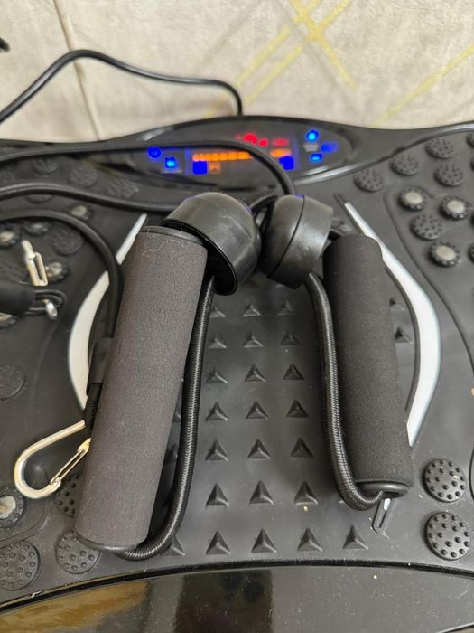 Продам вибро платформу для фитнеса.