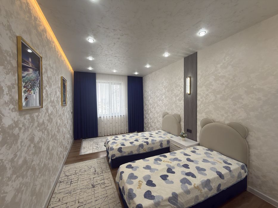 Продаётся шикарная 3-комнатная квартира со всеми удобствами.