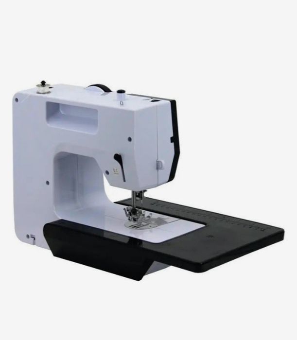 Продам швейную машинку