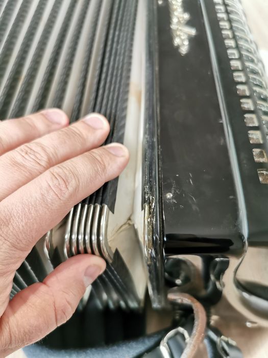 Acordeon Weltmeister 120 basi