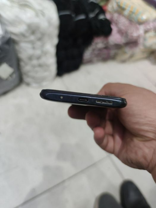 Продается Телефон Redmi 9t