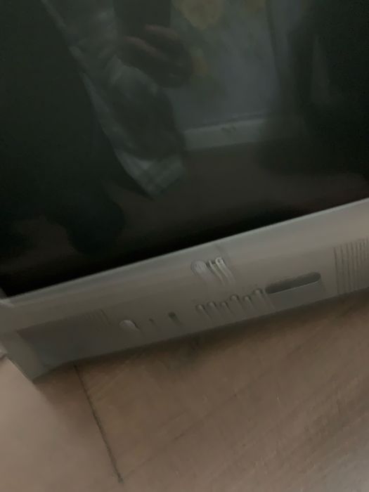 Продам телефизор