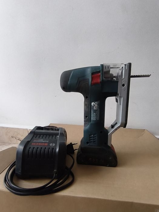 Vand fierăstrău pendular Bosch GST 18V-155 SC