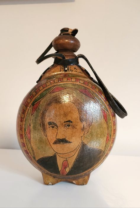 Бъклица с лика на Георги Димитров