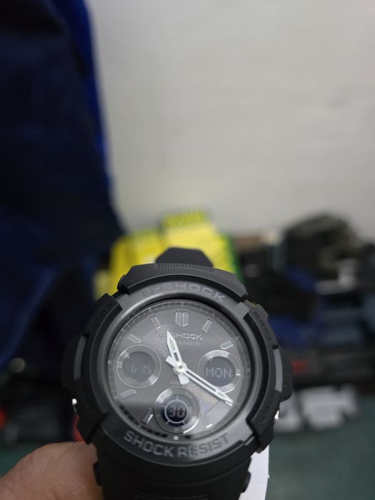 Casio G-Shock AWG-M100 nou