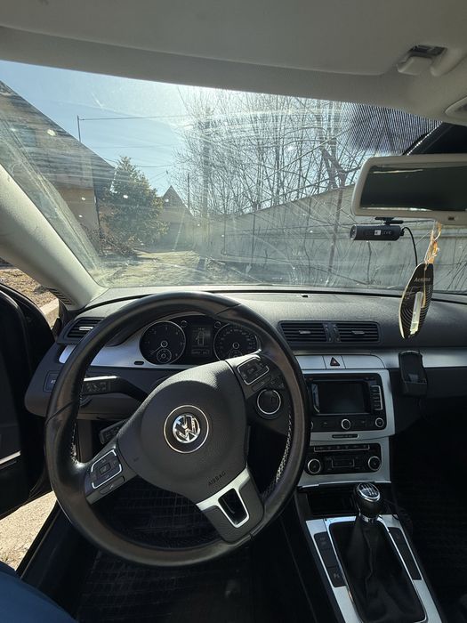 Volkswagen Passat B6 2.0 TDI 170 CP 2010