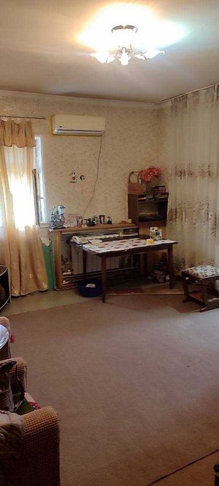 Продаю квартиру.1\4\4 ЮНУСАБАД - 6 детский сад,макро супермаркет