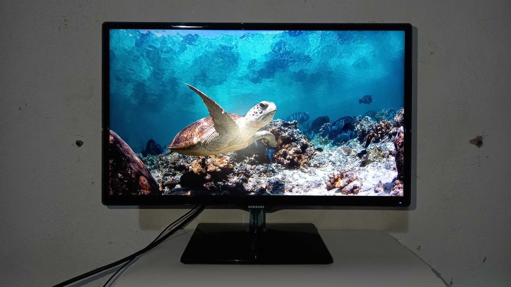 Samsung_Full HD 24" дюйма (61см) "PLS" (HDMI, VGA) Доставка!