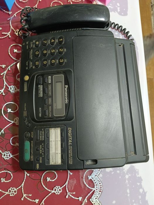 Продаю факс Panasonic