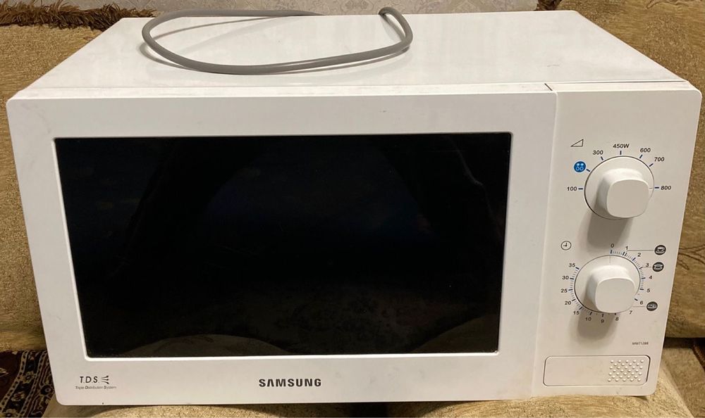 Продам микроволновую печь