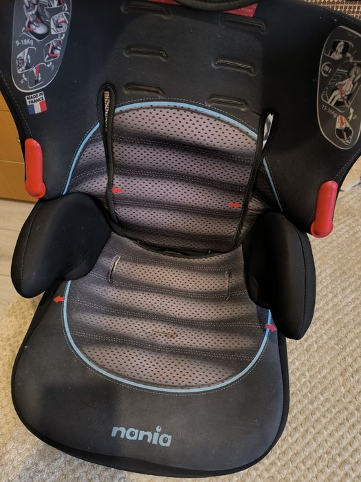 Автомобильное детское кресло