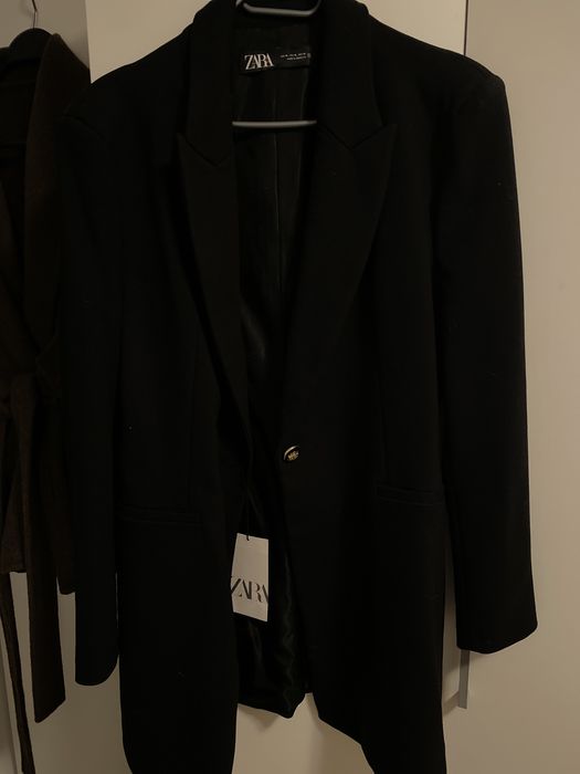 Черно сако на Zara. XL размер с етикета