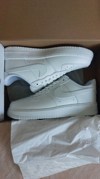 Nike Air Force 1 Low '07 Triple White (38,39,41,43)