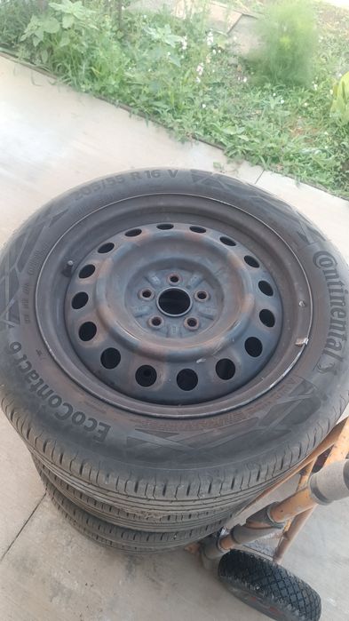 Гуми с джанти за Тойота