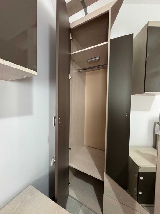Mobilier dormitor Lems Domino Havana cu șifonier cu 4 uși