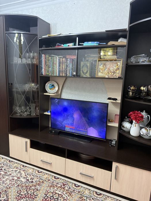 Продам горку в гостиную!