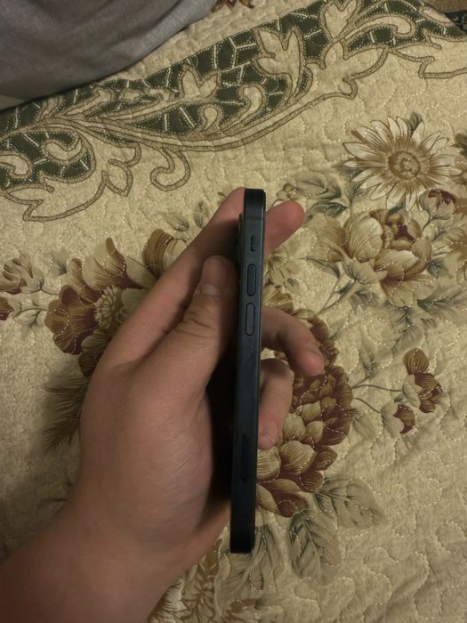 Продается iphone 13 mini 256gb