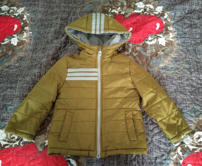 Продам курточку.