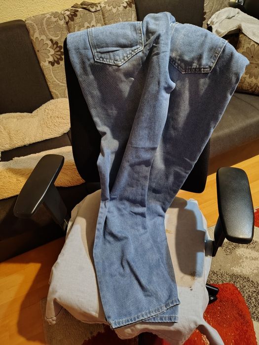 Vând jeans / blugi dama cu talie joasă