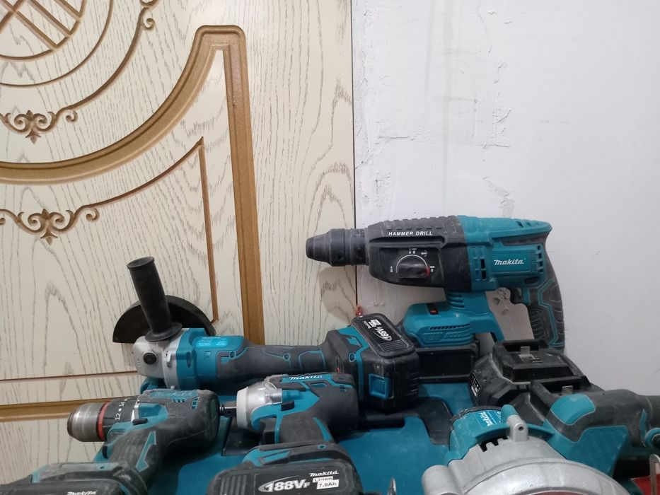 Набор инструментов Макита для