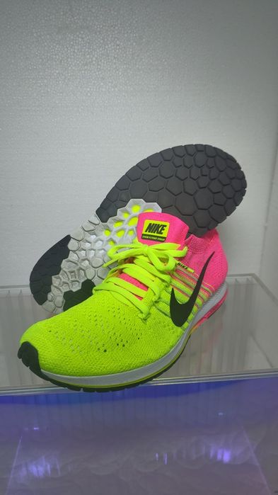 Обувки и аксесоари NIKE