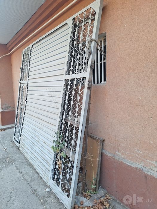 Ворота продаются роликовые откатные
