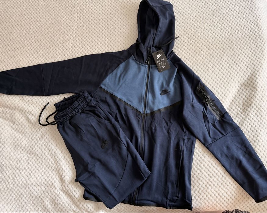 Nike tech fleece