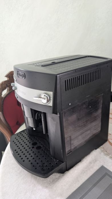 Expresor cafea DeLonghi Magnifica