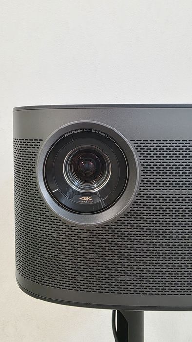 Продам проектор Xgimi horizon pro