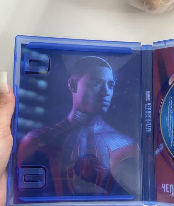 Человек паук: Miles Morales PS4