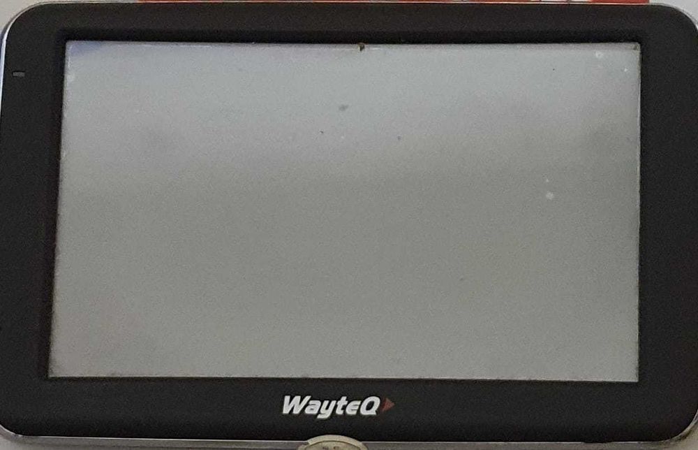 Vând GPS Wayteq  5"TFT