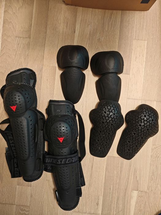 Protectii genunchi Dainese - perf G, K+L Type A 1