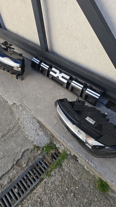 Far/Faruri Dacia Duster/Bigster 2025 2026 grila calandru