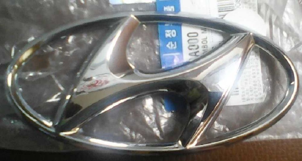 эмблема решётки радиатора Hyundai