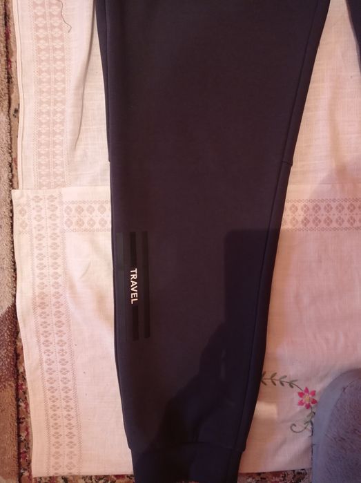 Спортивные брюки адидас