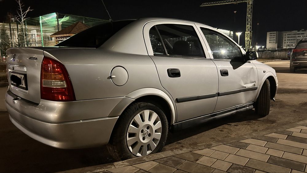 Opel astra G 2004