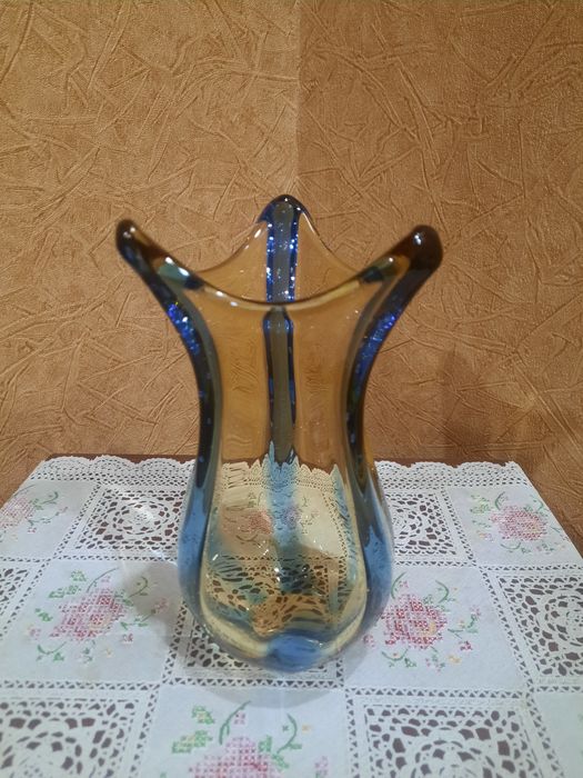 Винтажная ваза Богемия,  Чехословакия,  автор Hana Machovska, гутная т