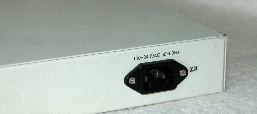 Switch RPC SW16P, 16-Port 10 100MBps N-Way