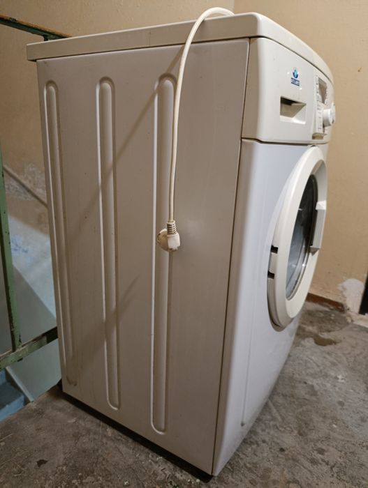 Eski Atlant 5 kg kir yuvish mashinasi sotiladi 400 ming so'm