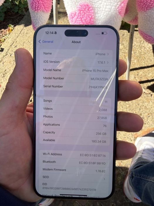 iPhone 15 Pro Max (256GB) + 2 folii privacy