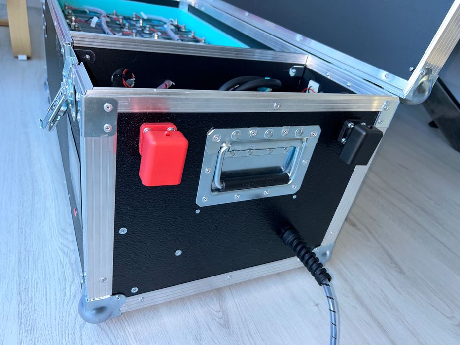 Baterie LiFePo4 5KWh, 12KWh, 14KWh, 28KWh (cablaj complet)