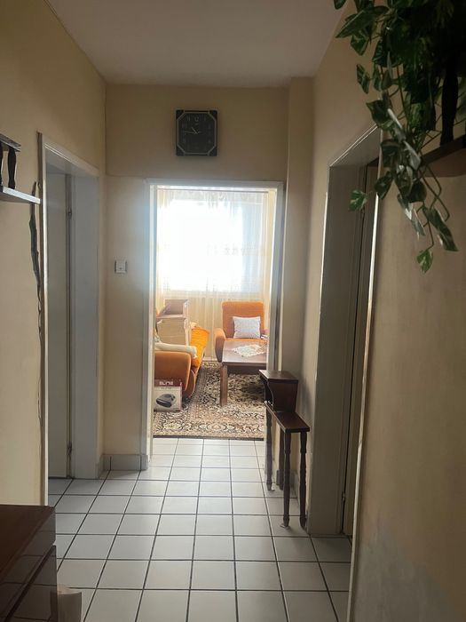 Продава се Тристаен апартамент в Ловеч, Център - 86 кв.м за 1512 €/кв.м - Снимка #1