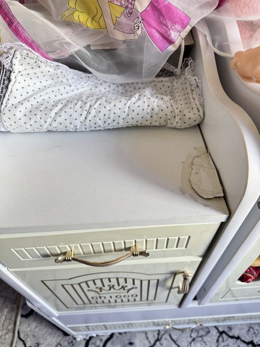 Детская кровать с шкафчиками