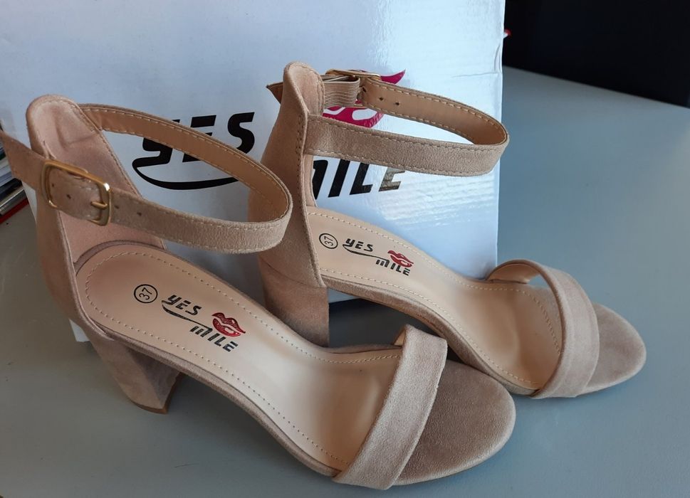 Нови обувки на ток 37/38