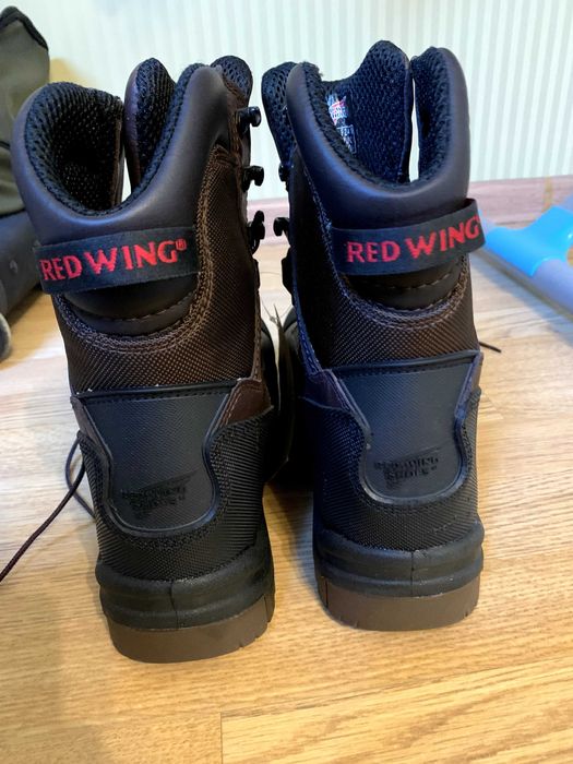 Продается Ботинки Red Wing коричневый, черный