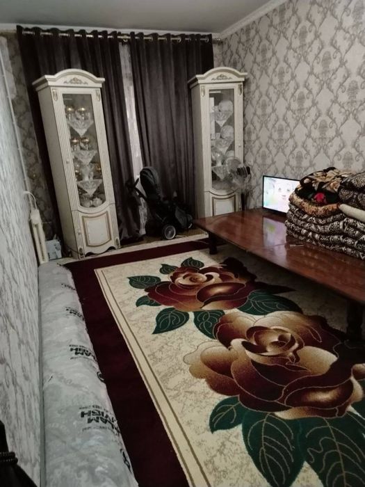 Продаётся 2 ком 8 мкр новая планировка