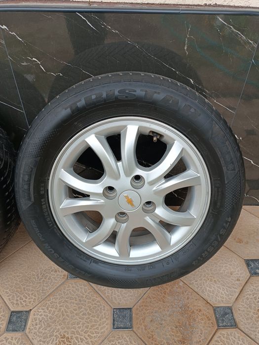 Spark Diska Balon Sotiladi Radnoy Holati yaxshi