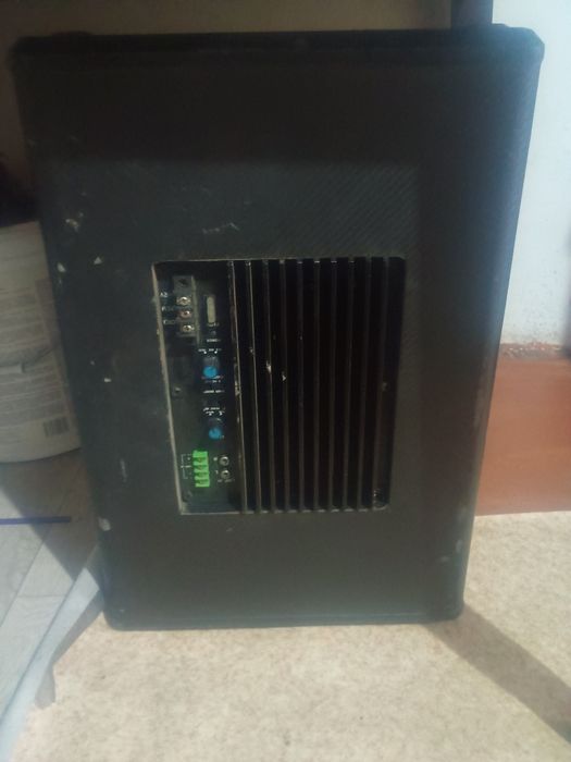 Продам саббвуфер